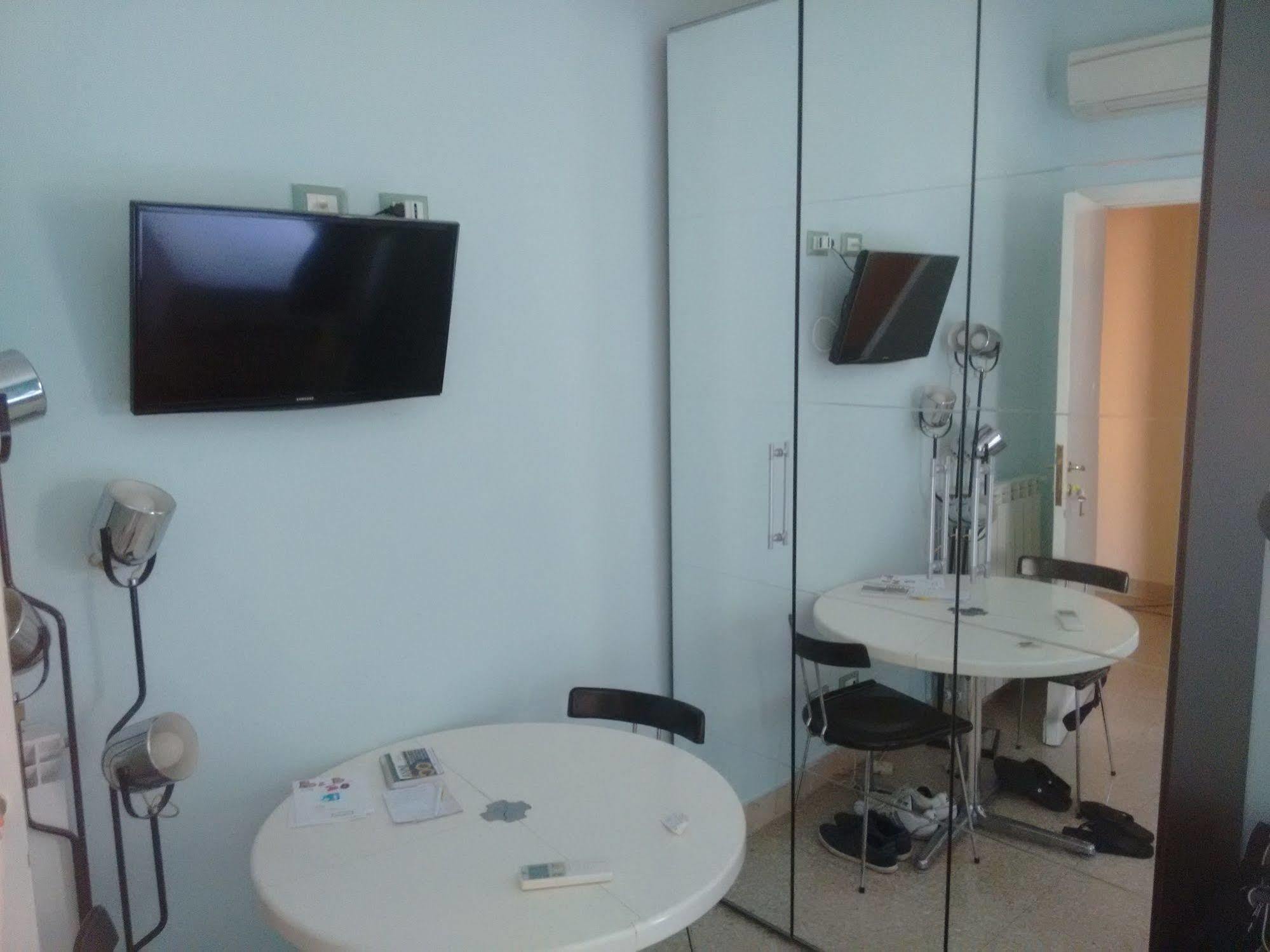 B&B Anni 50 โรม ภายนอก รูปภาพ